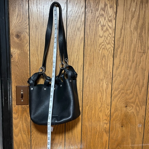 Rag & bone"Studded Pebbled Leather Bucket Bag Black - Picture 13 of 16